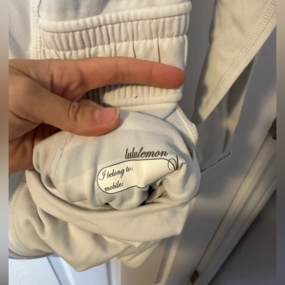 Lululemon jacket with waist tie - Picture 3 of 4